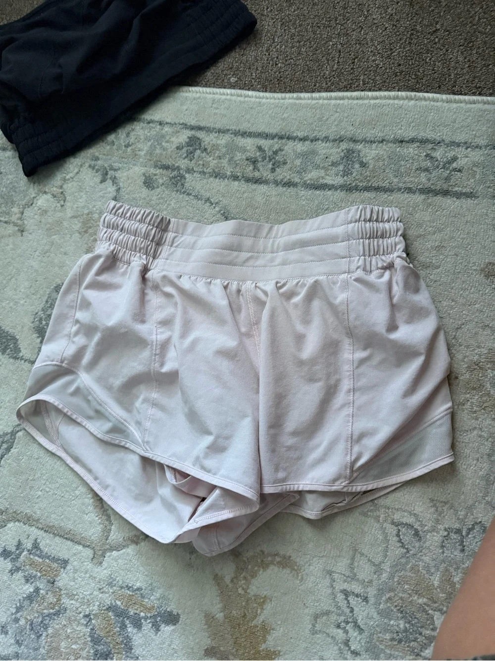 Lululemon hotty hot shorts